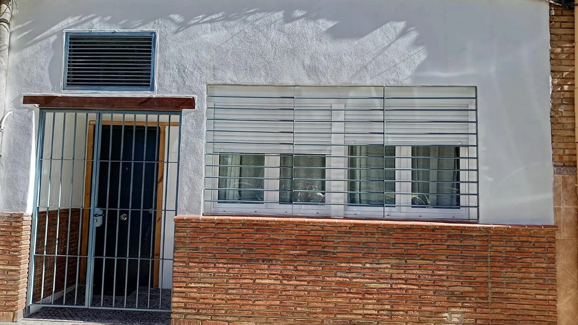 Upla - Urban Playa Luz Apartamentos マラガ