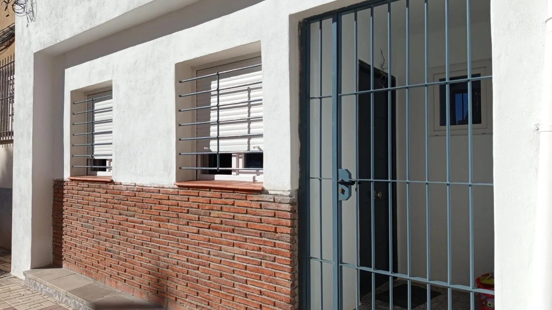Upla - Urban Playa Luz Apartamentos マラガ 0*,  スペイン