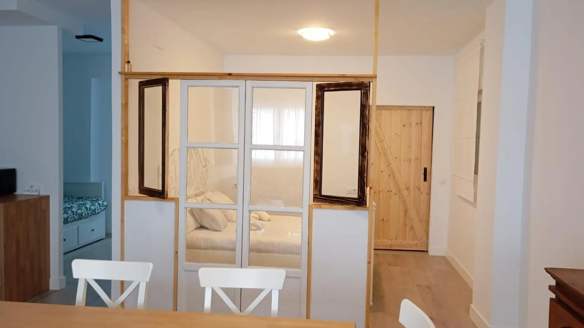 Upla - Urban Playa Luz Apartamentos マラガ スペイン
