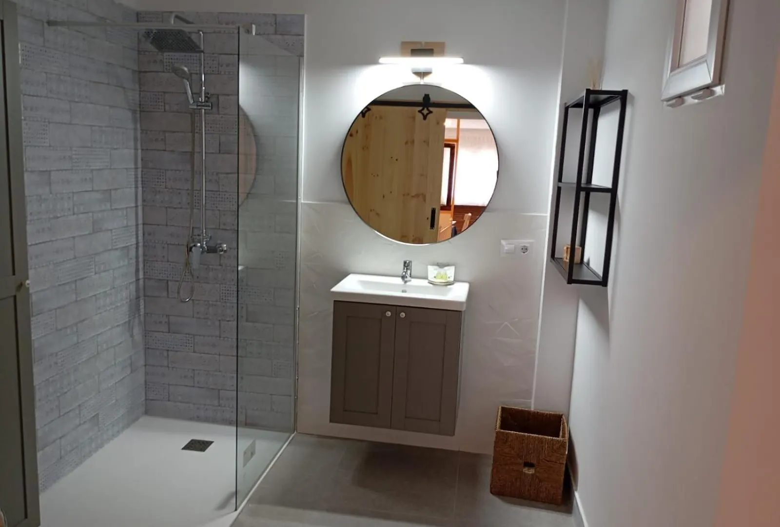 Upla - Urban Playa Luz Apartamentos マラガ